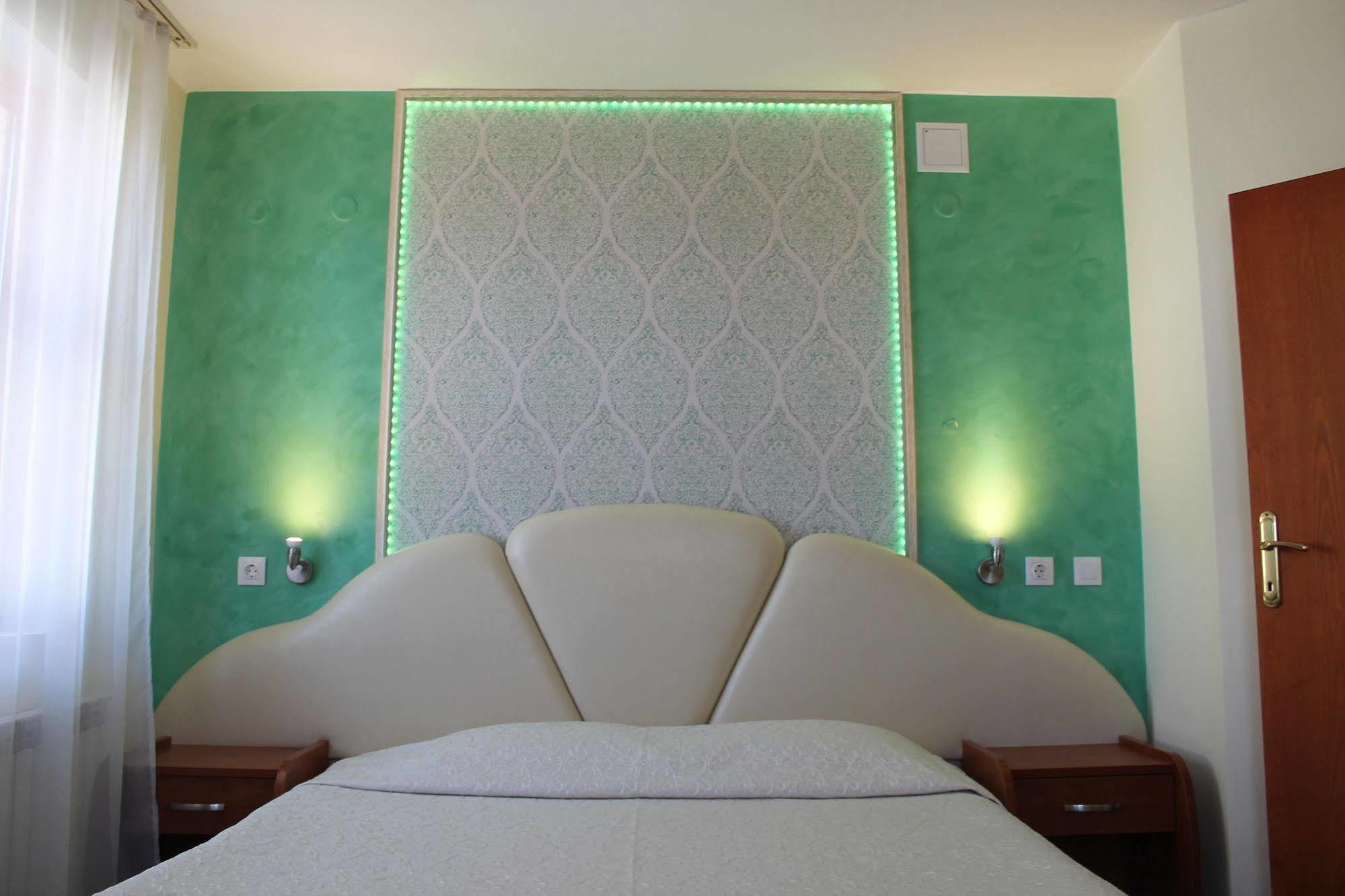 Elegant Hotel Bansko Exterior photo